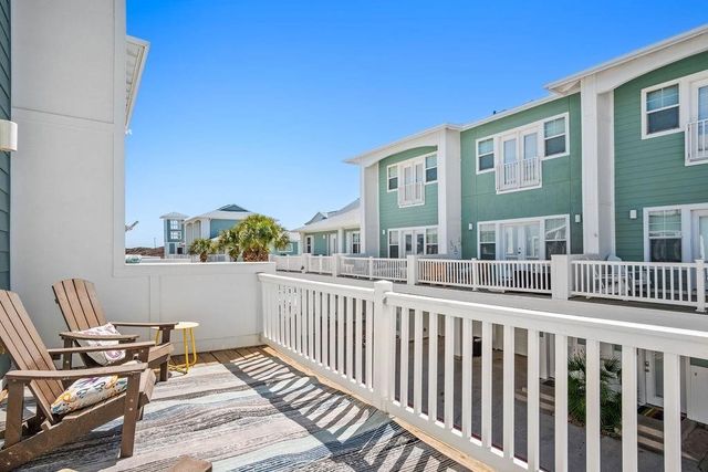 3021 S 11th St 2, Port Aransas, TX 78373