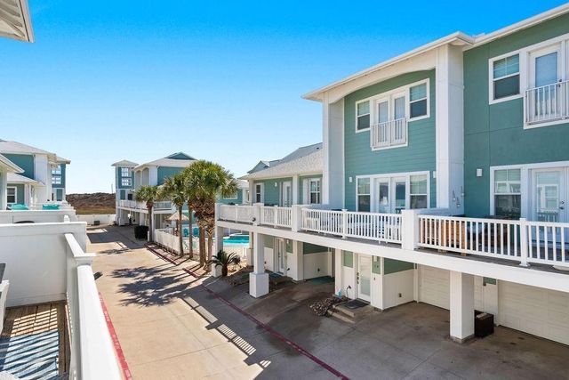3021 S 11th St 2, Port Aransas, TX 78373