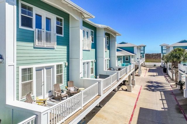 3021 S 11th St 2, Port Aransas, TX 78373