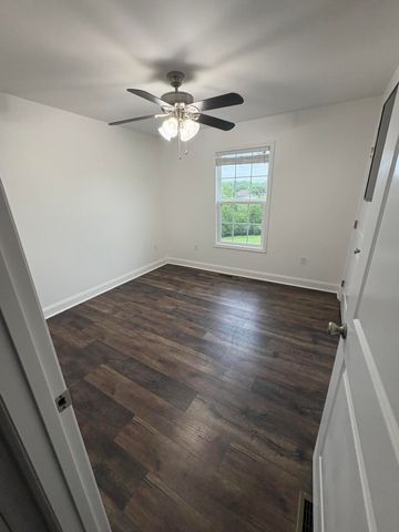 632 Fairfax Lane, Richmond, KY 40475