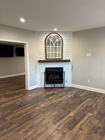 632 Fairfax Lane, Richmond, KY 40475