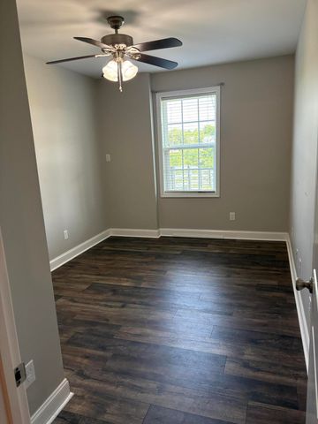 632 Fairfax Lane, Richmond, KY 40475