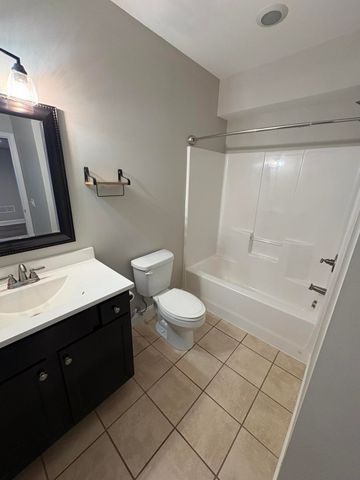 632 Fairfax Lane, Richmond, KY 40475
