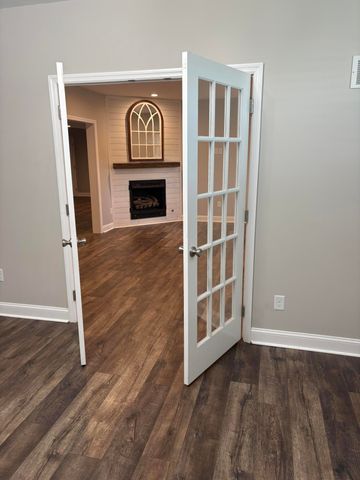 632 Fairfax Lane, Richmond, KY 40475