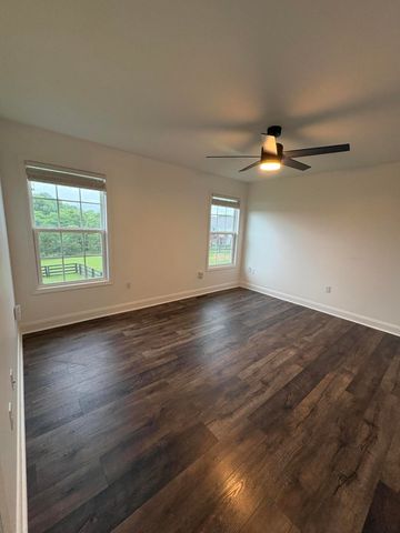 632 Fairfax Lane, Richmond, KY 40475
