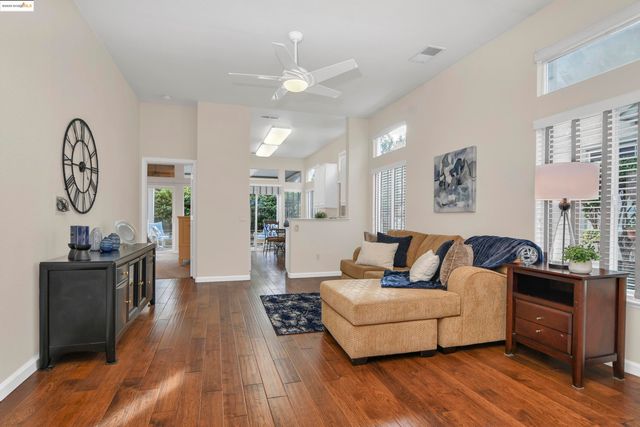 1990 Kent Dr, Brentwood, CA 94513