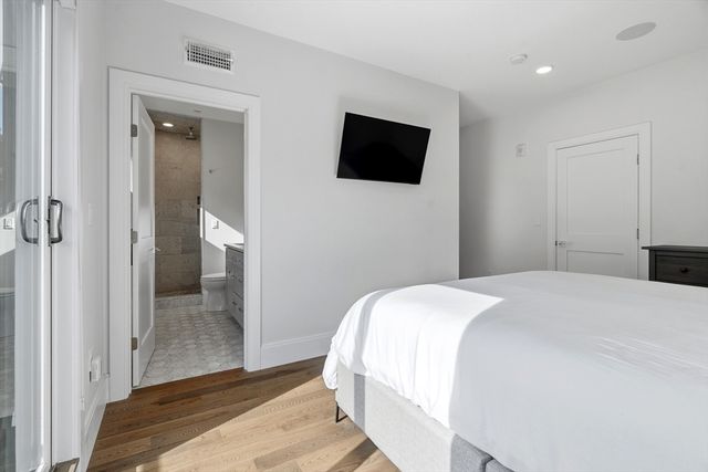 10-14 Sydney St 8, Boston, MA 02125