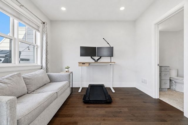 10-14 Sydney St 8, Boston, MA 02125