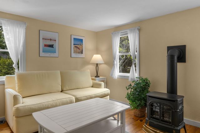 7 Aunt Matties Road, Chatham, MA 02633