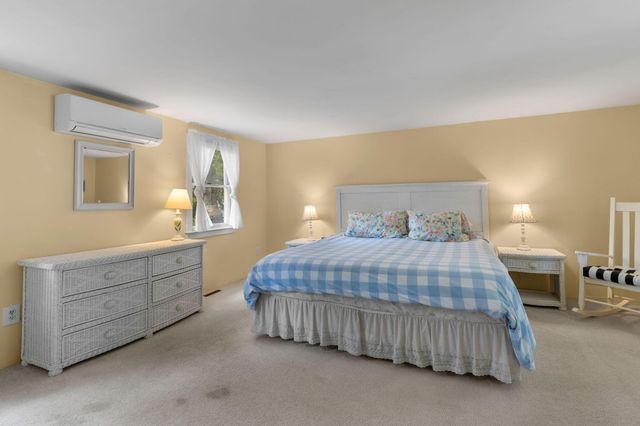 7 Aunt Matties Road, Chatham, MA 02633