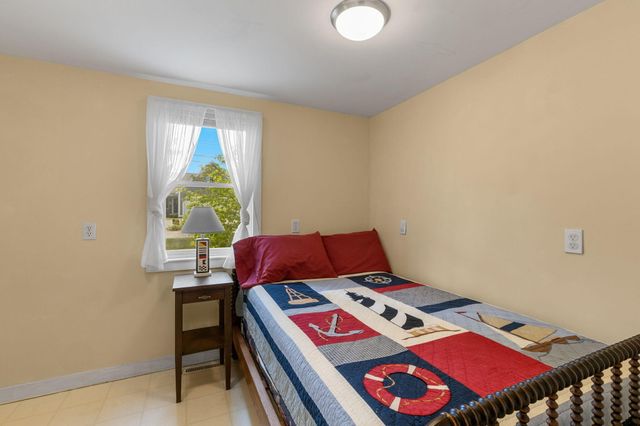 7 Aunt Matties Road, Chatham, MA 02633