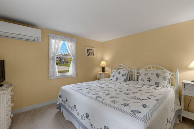 7 Aunt Matties Road, Chatham, MA 02633