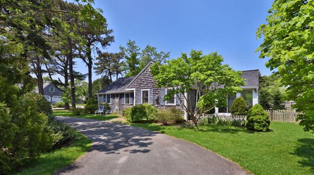 7 Aunt Matties Road, Chatham, MA 02633