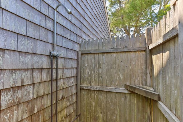 7 Aunt Matties Road, Chatham, MA 02633