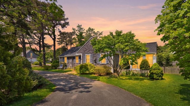 7 Aunt Matties Road, Chatham, MA 02633