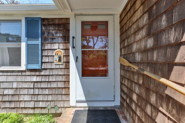 7 Aunt Matties Road, Chatham, MA 02633