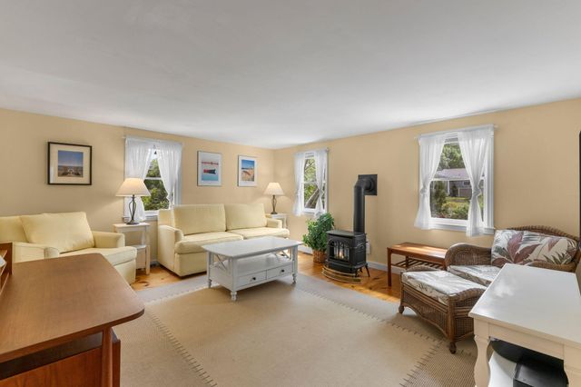 7 Aunt Matties Road, Chatham, MA 02633