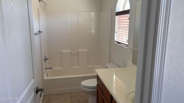 451 S HAWES Road 19, Mesa, AZ 85208