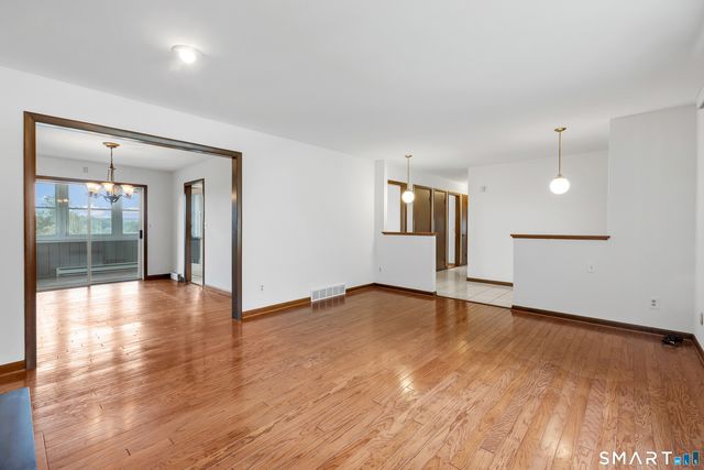 25 Riverview Avenue, Shelton, CT 06484