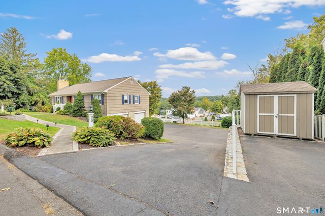 25 Riverview Avenue, Shelton, CT 06484