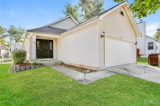 3058 Plum Creek Drive, St Peters, MO 63303