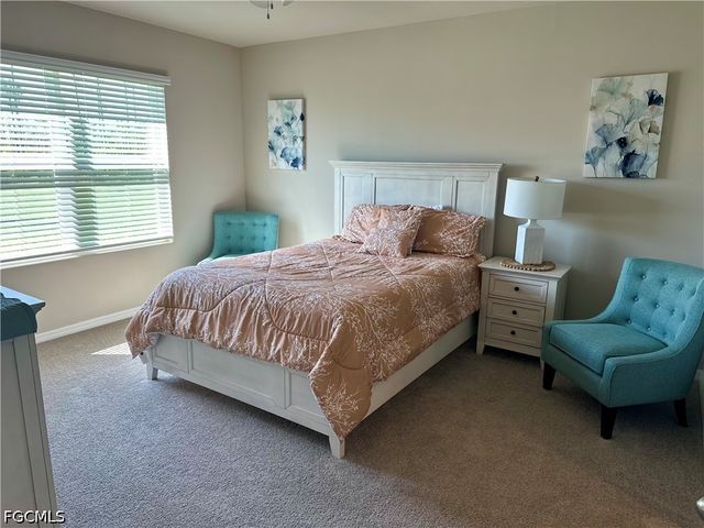 20502 Camino Torcido LOOP, North Fort Myers, FL 33917