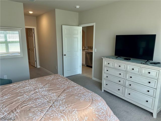 20502 Camino Torcido LOOP, North Fort Myers, FL 33917