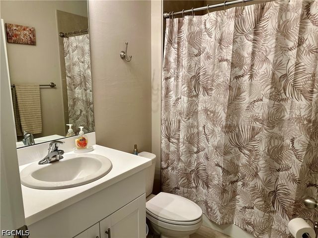 20502 Camino Torcido LOOP, North Fort Myers, FL 33917