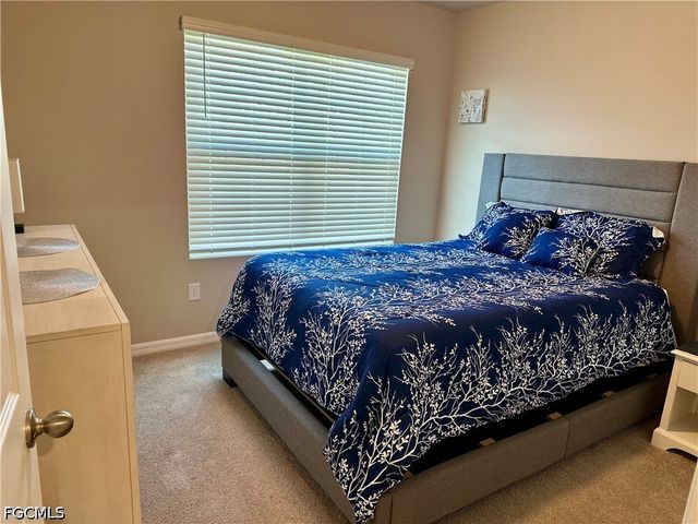 20502 Camino Torcido LOOP, North Fort Myers, FL 33917