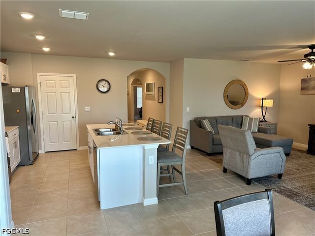 20502 Camino Torcido LOOP, North Fort Myers, FL 33917