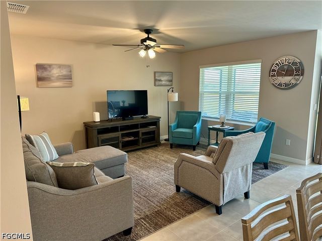 20502 Camino Torcido LOOP, North Fort Myers, FL 33917