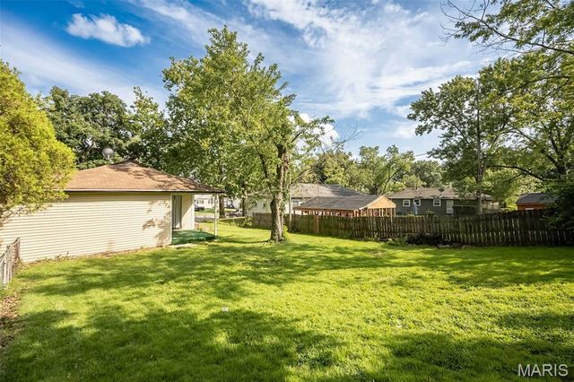 1115 Forestwood Drive, Ferguson, MO 63135