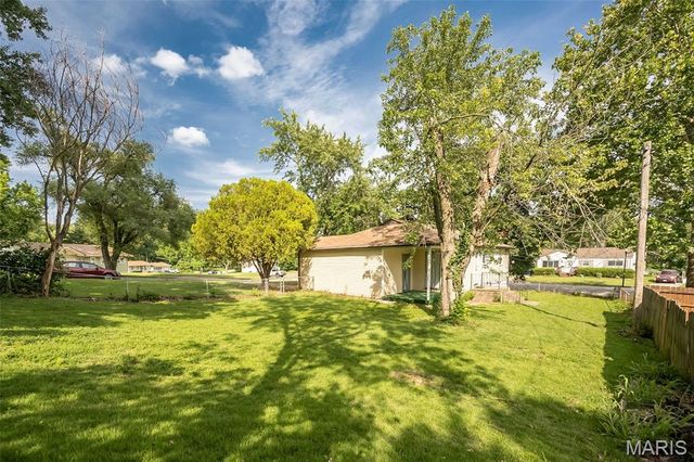 1115 Forestwood Drive, Ferguson, MO 63135