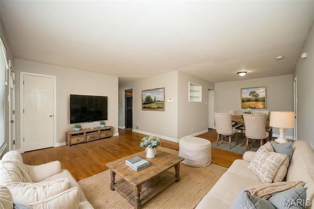 1115 Forestwood Drive, Ferguson, MO 63135