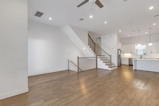 1526 Chestnut Street, Houston, TX 77009