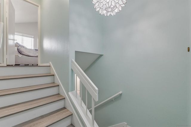 2835 Hillsboro Ct, Carlsbad, CA 92010