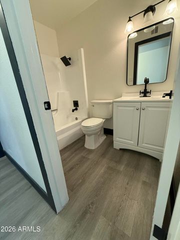 5740 N 42ND Lane, Phoenix, AZ 85019