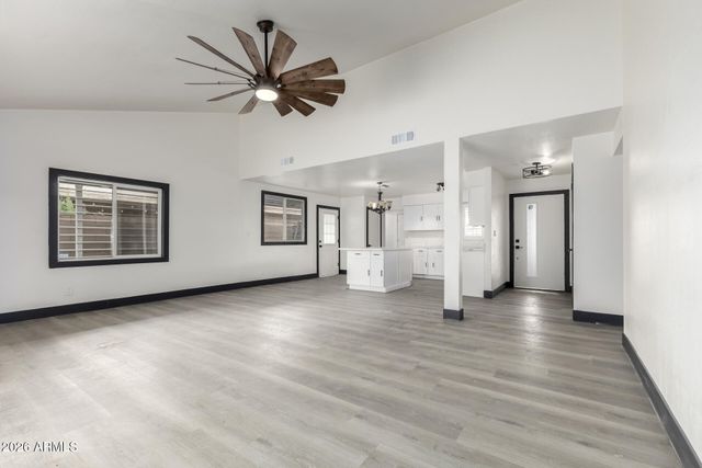 5740 N 42ND Lane, Phoenix, AZ 85019