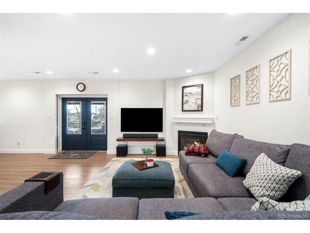 2201 Quitman St, Denver, CO 80212