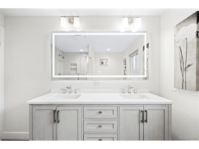 2201 Quitman St, Denver, CO 80212