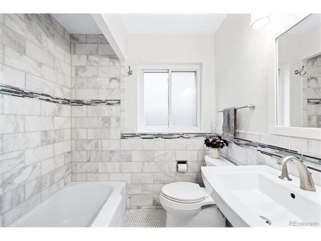 2201 Quitman St, Denver, CO 80212