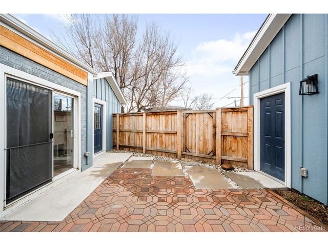 2201 Quitman St, Denver, CO 80212