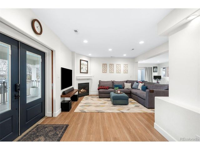 2201 Quitman St, Denver, CO 80212