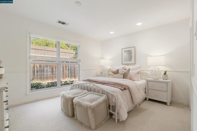 522 Florence Dr, Lafayette, CA 94549