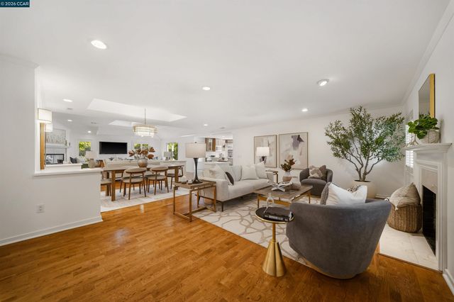 522 Florence Dr, Lafayette, CA 94549