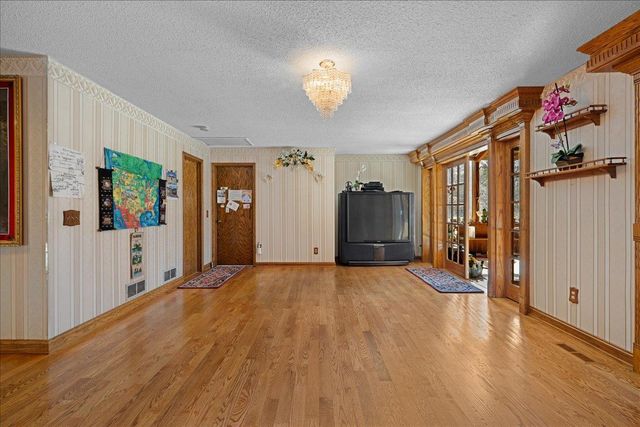 479 Mary Street S, Maplewood, MN 55119