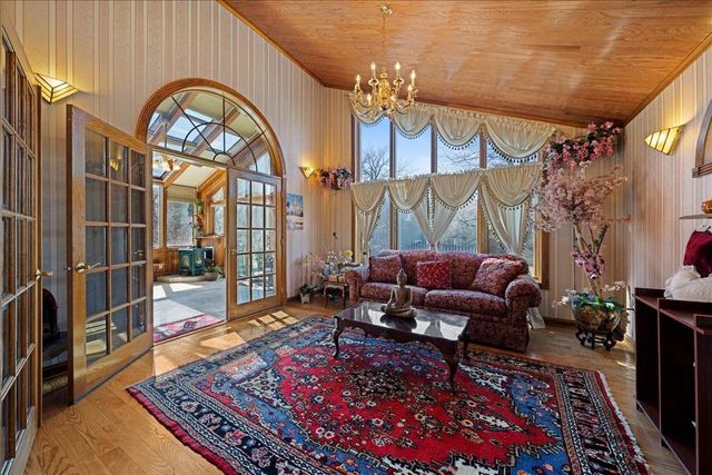 479 Mary Street S, Maplewood, MN 55119