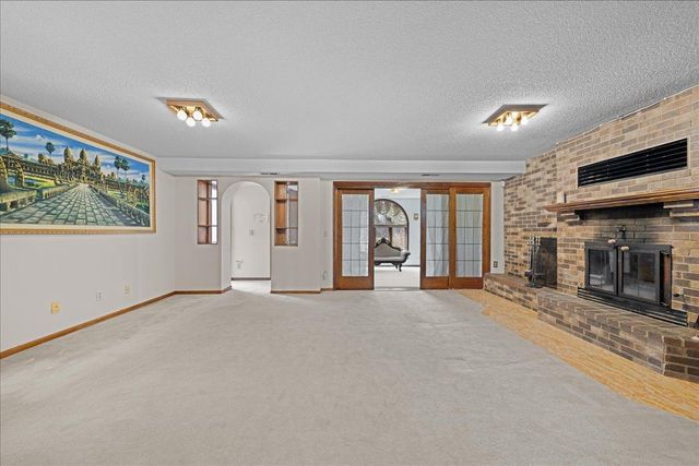 479 Mary Street S, Maplewood, MN 55119