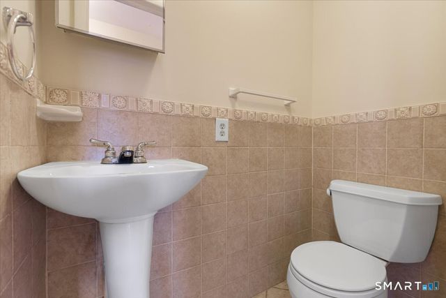 229 Wooster Street 2R, New Haven, CT 06511