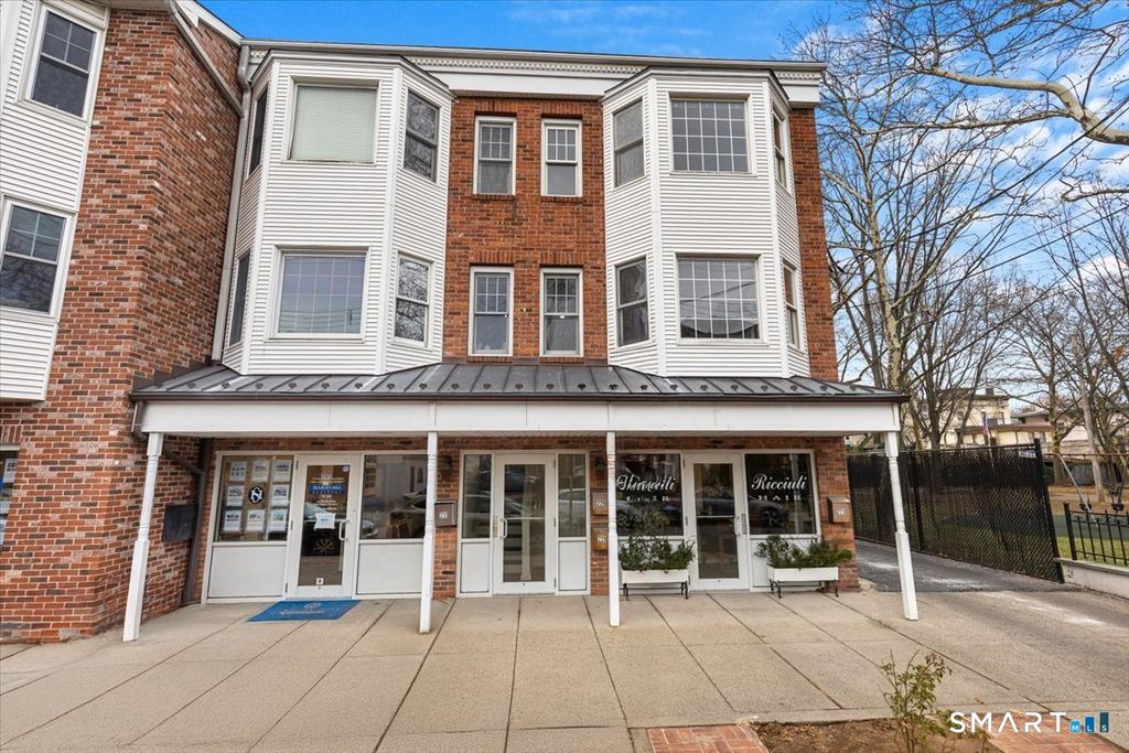 229 Wooster Street 2R, New Haven, CT 06511